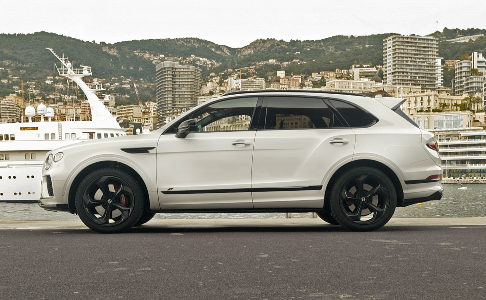 Bentley Bentayga — photo 5